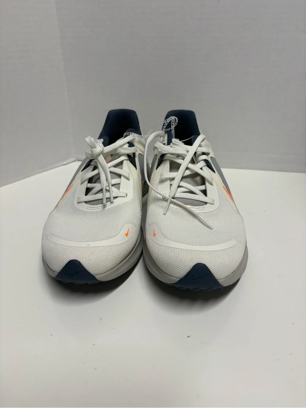 Nike Men's Quest 05 White Navy Running Shoes with Orange Swoosh